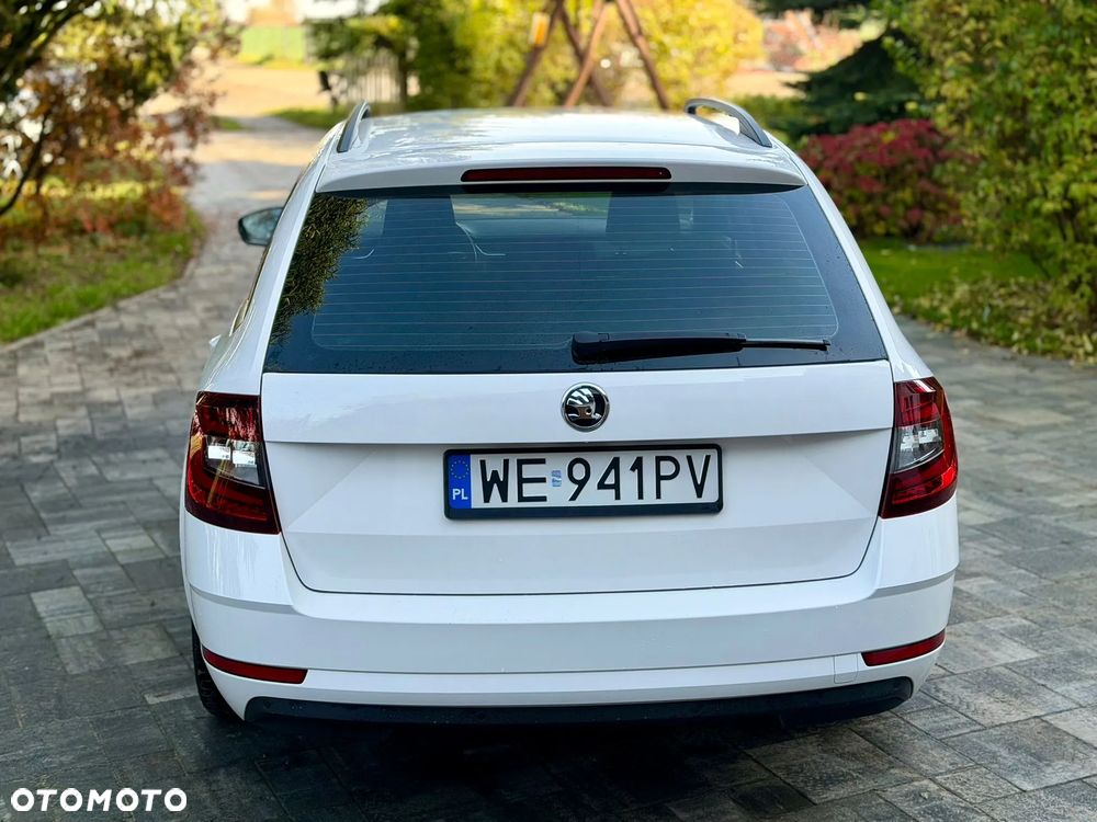 Skoda Octavia 1.6 TDI Ambition - 11