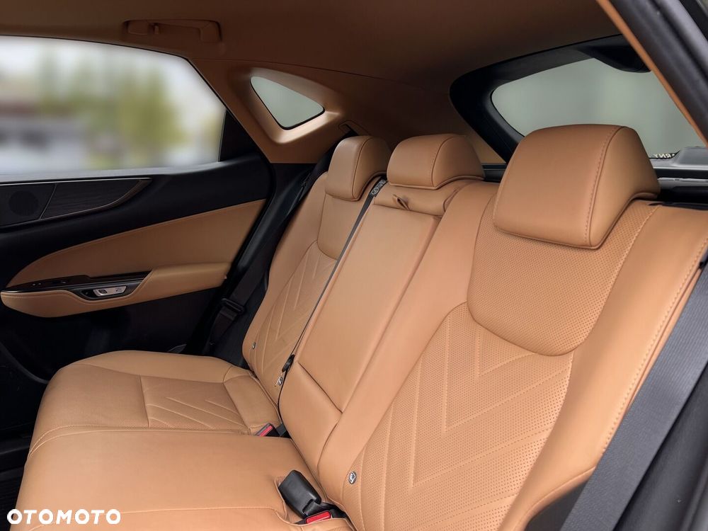Lexus NX - 12