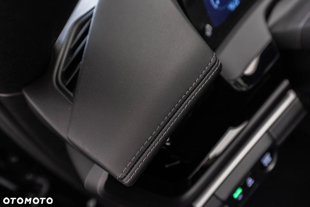 Porsche Panamera 4 - 28