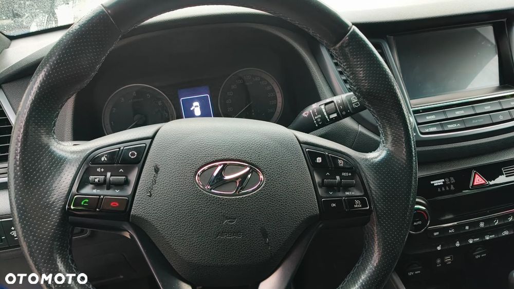 Hyundai Tucson 1.6 GDI BlueDrive GO 2WD - 15