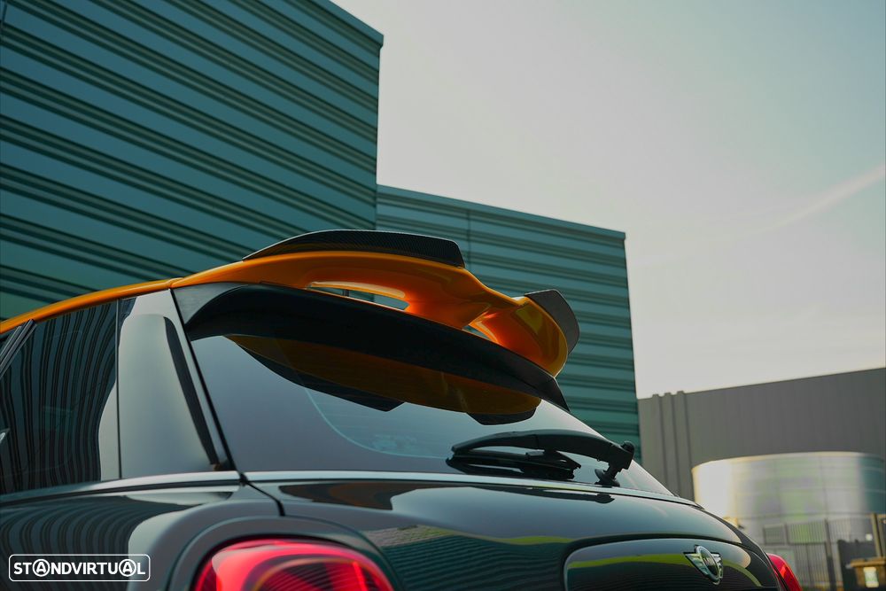 MINI 5 Portas Cooper S Aut. - 18