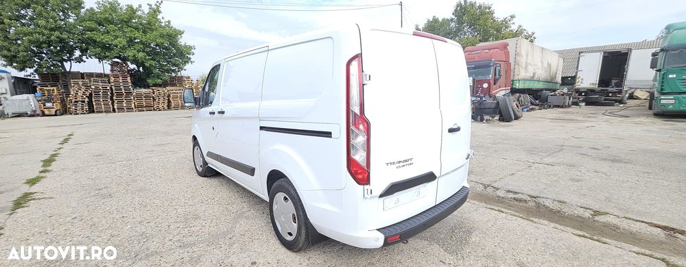 Ford Transit Custom - 3