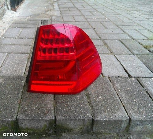 BMW 3 E91 KOMBI LIFT 08- LIFT PRAWA TYLNA LAMPA ORYGINAŁ - 1