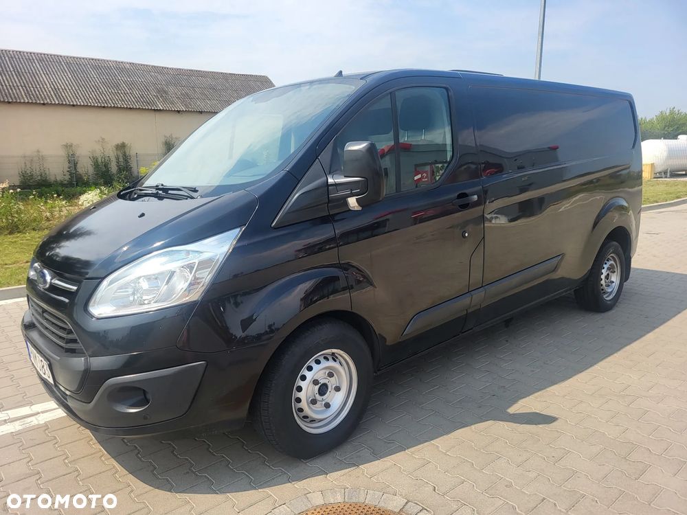 Ford Custom - 2
