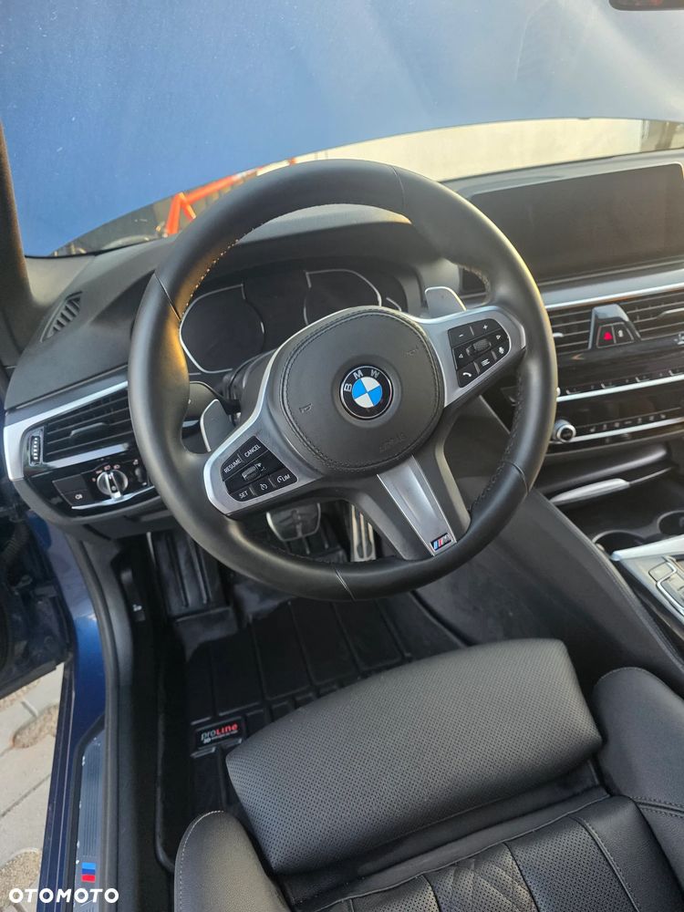 BMW Seria 5 520d xDrive MHEV Sport - 32
