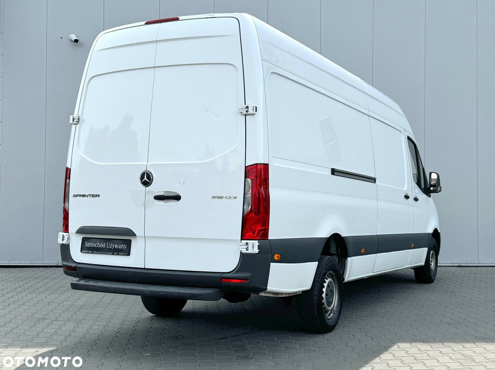 Mercedes-Benz Sprinter - 6