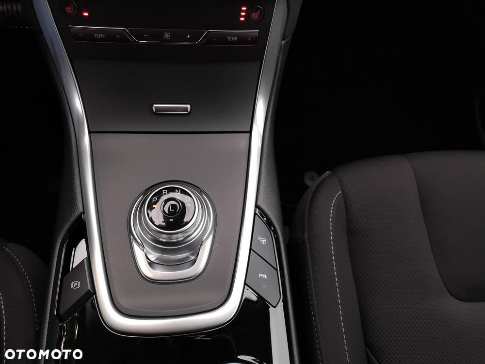 Ford S-Max 2.5 Hybrid Titanium CVT - 25