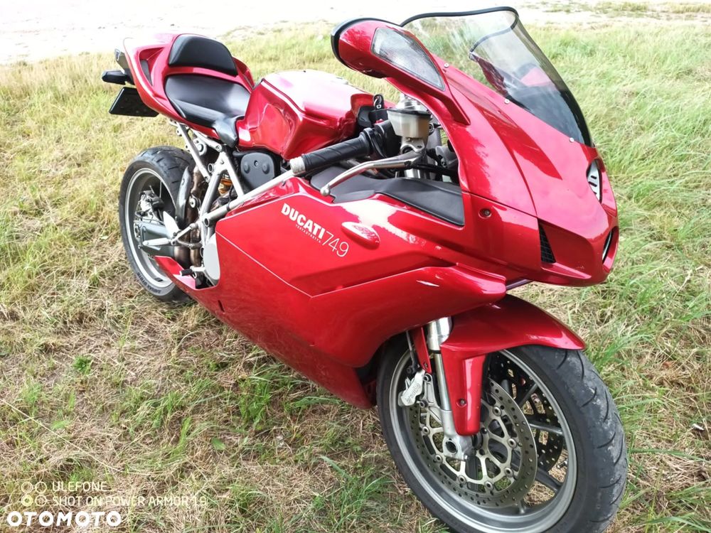 Ducati 749 - 1