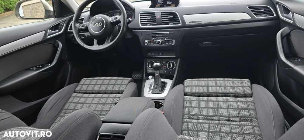 Audi Q3 - 18