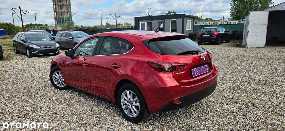 Mazda 3 - 4