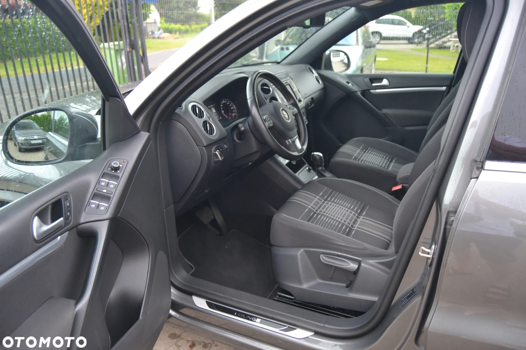 Volkswagen Tiguan 2.0 TDI SCR 4MOTION BlueMotion Technology DSG Lounge Sport & Style - 6