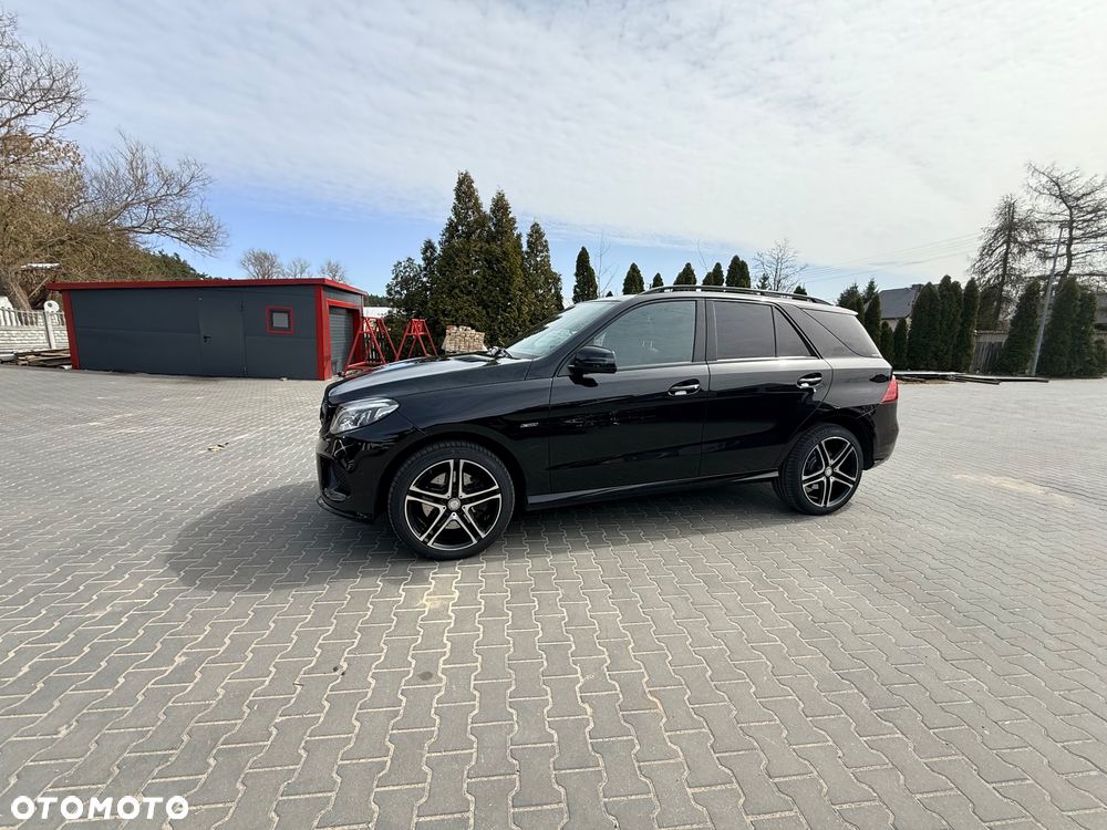 Mercedes-Benz GLE 450 AMG 4-Matic - 2