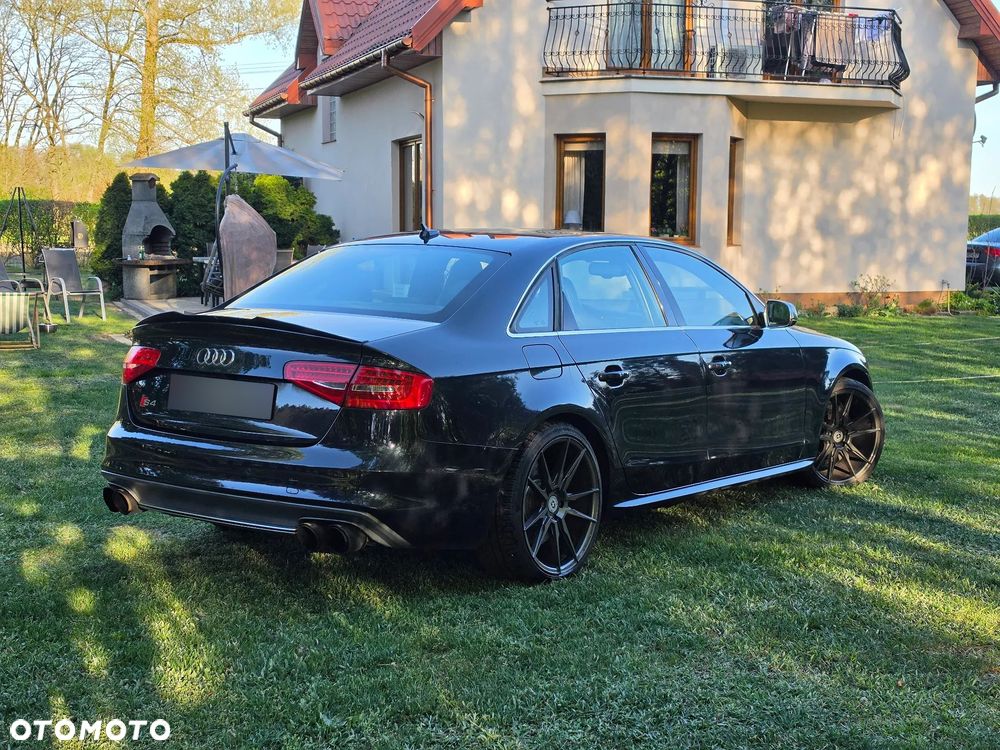 Audi S4 Limousine - 4