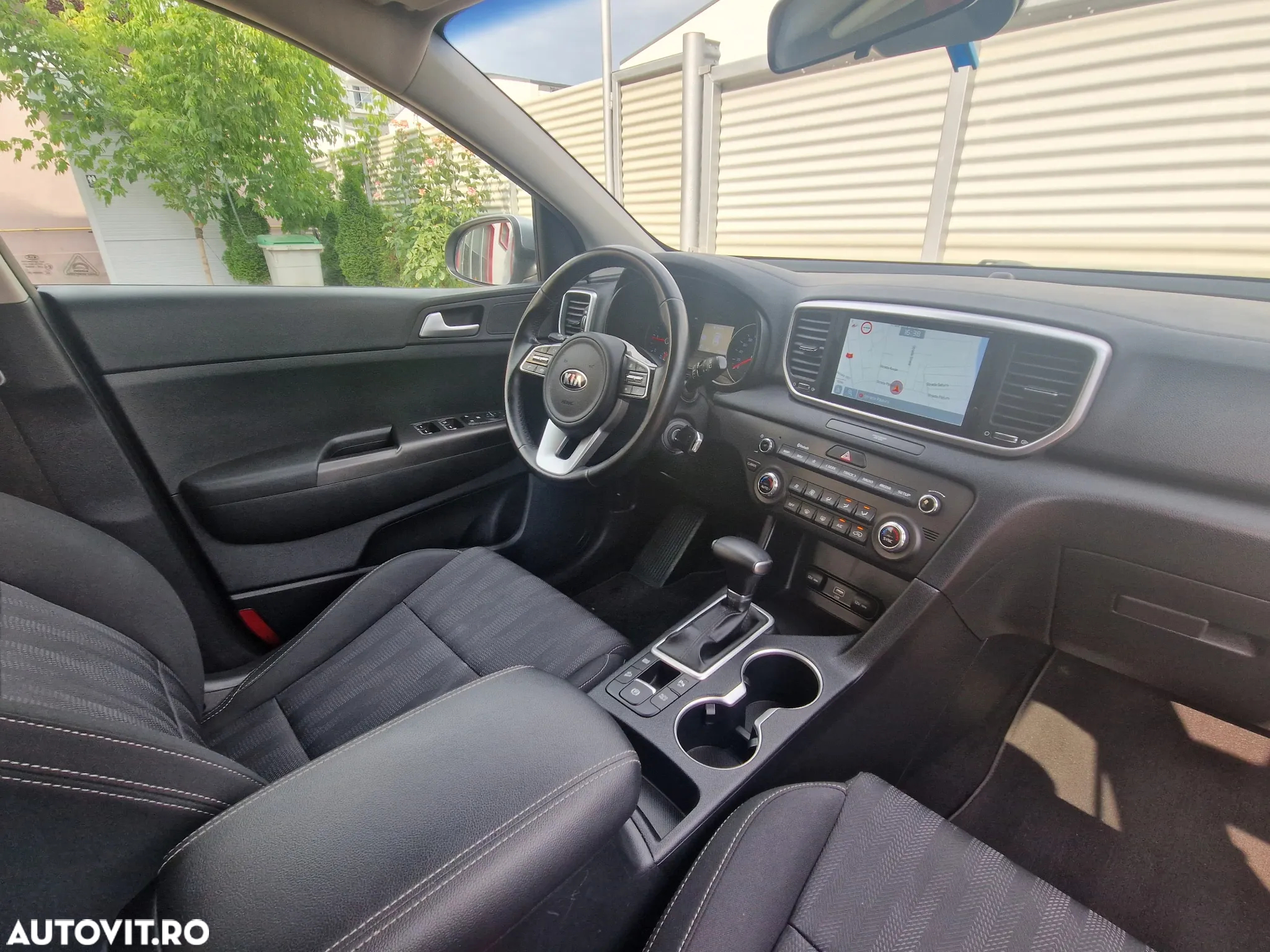 Kia Sportage 1.6 DSL MHEV 7DCT HP 4x2 Business Line - 13