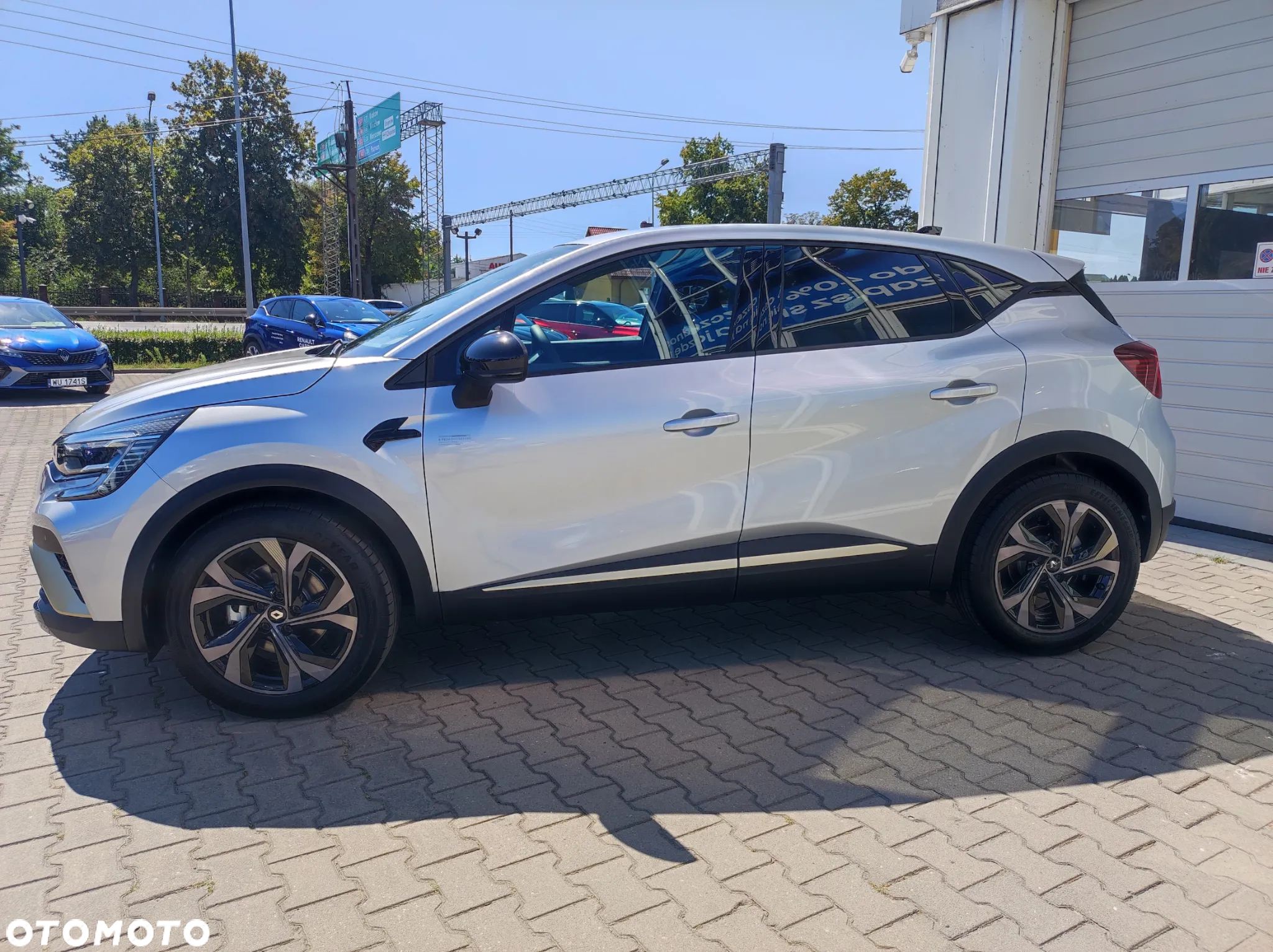 Renault Captur 1.6 E-TECH Full Hybrid 145 E-Tech Engineered - 4