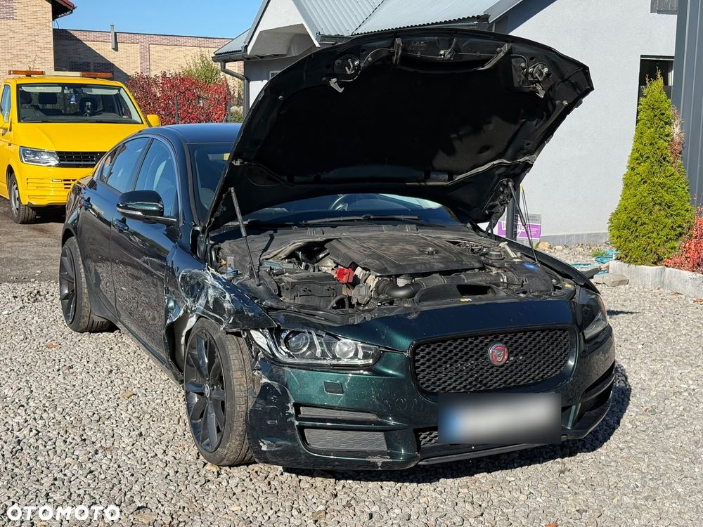 Jaguar XE 20d AWD Pure - 8