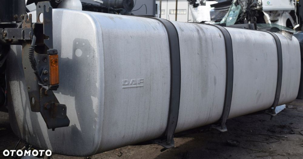 DAF 105 XF KOMLETNY ZBIORNIK PALIWA 870L - 2