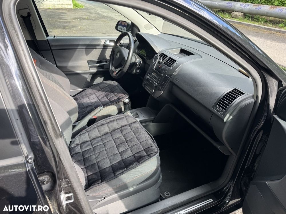 Volkswagen Polo 1.2 Attractive - 3