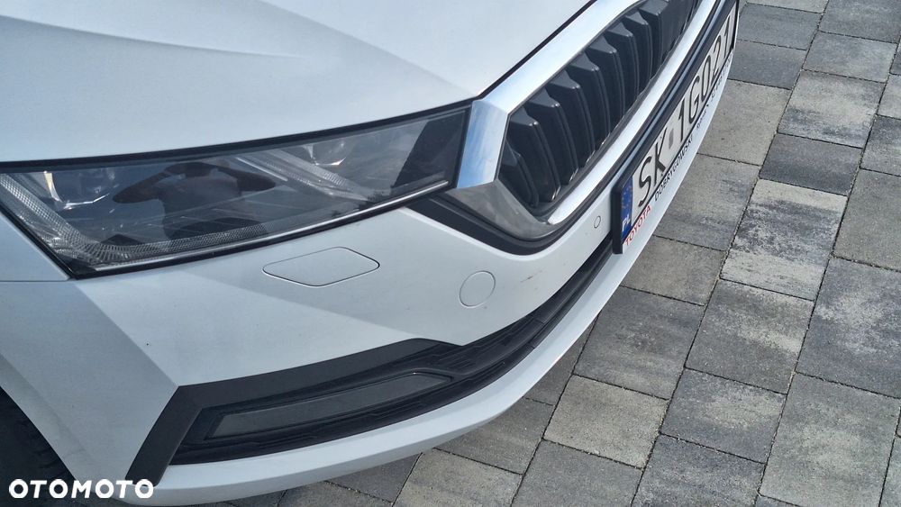 Skoda Octavia 2.0 TDI Ambition DSG - 5