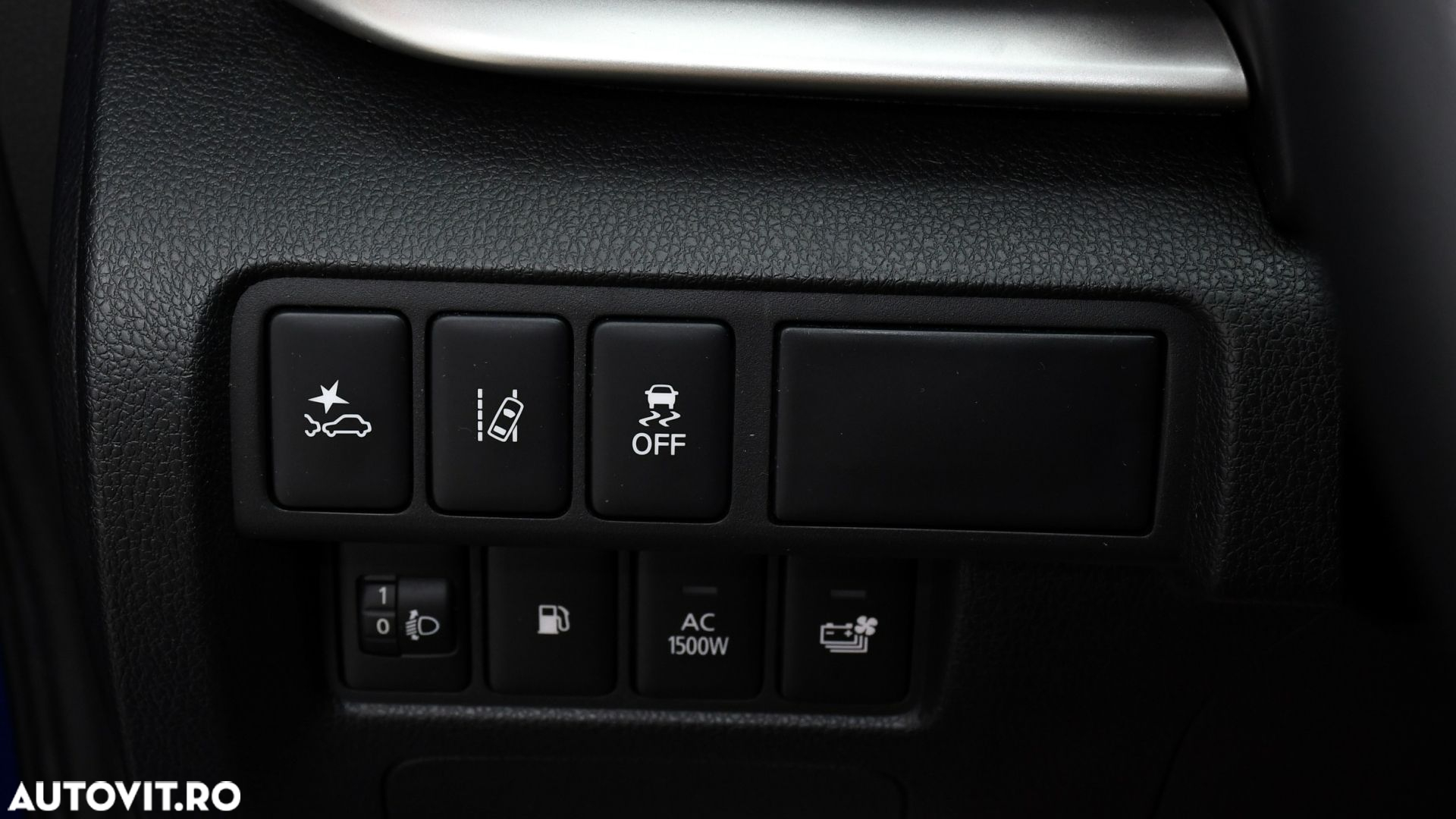 Mitsubishi Eclipse-Cross Plug-In Hybrid 4WD Intro Edition - 18