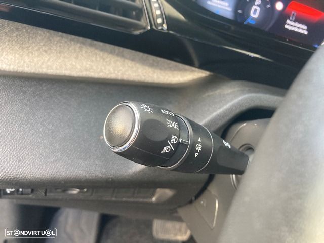 Peugeot 308 SW BlueHDi 130 EAT8 Allure Pack - 21