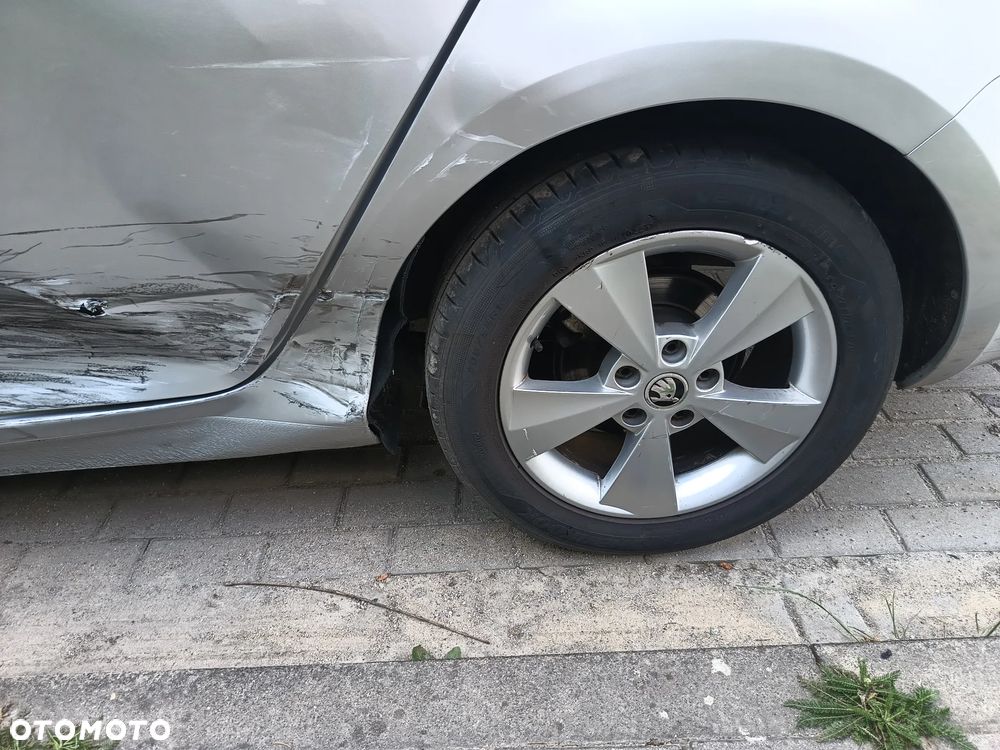 Skoda Octavia 1.6 TDI Active EU6 - 27