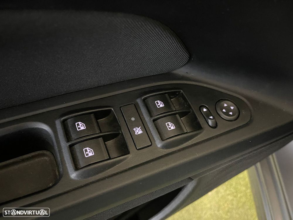 Fiat Tipo Station Wagon 1.3 Multijet City Life - 29