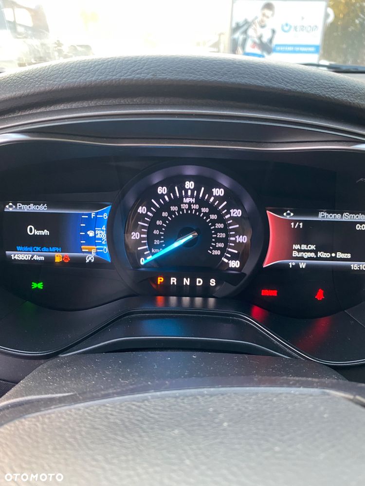 Ford Fusion - 12