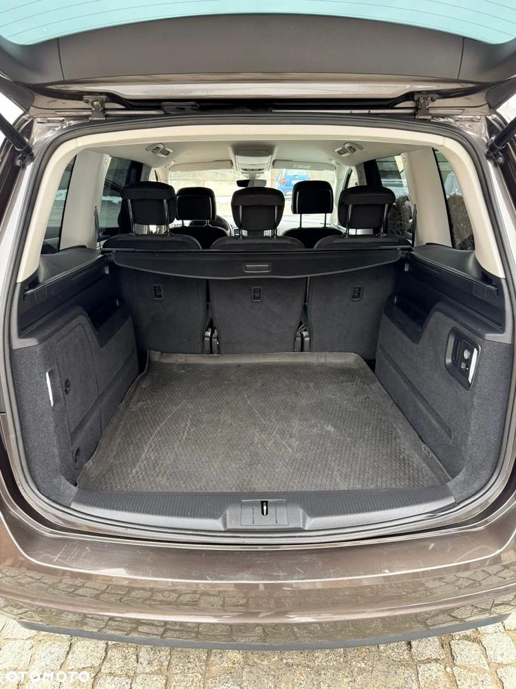 Volkswagen Sharan - 15