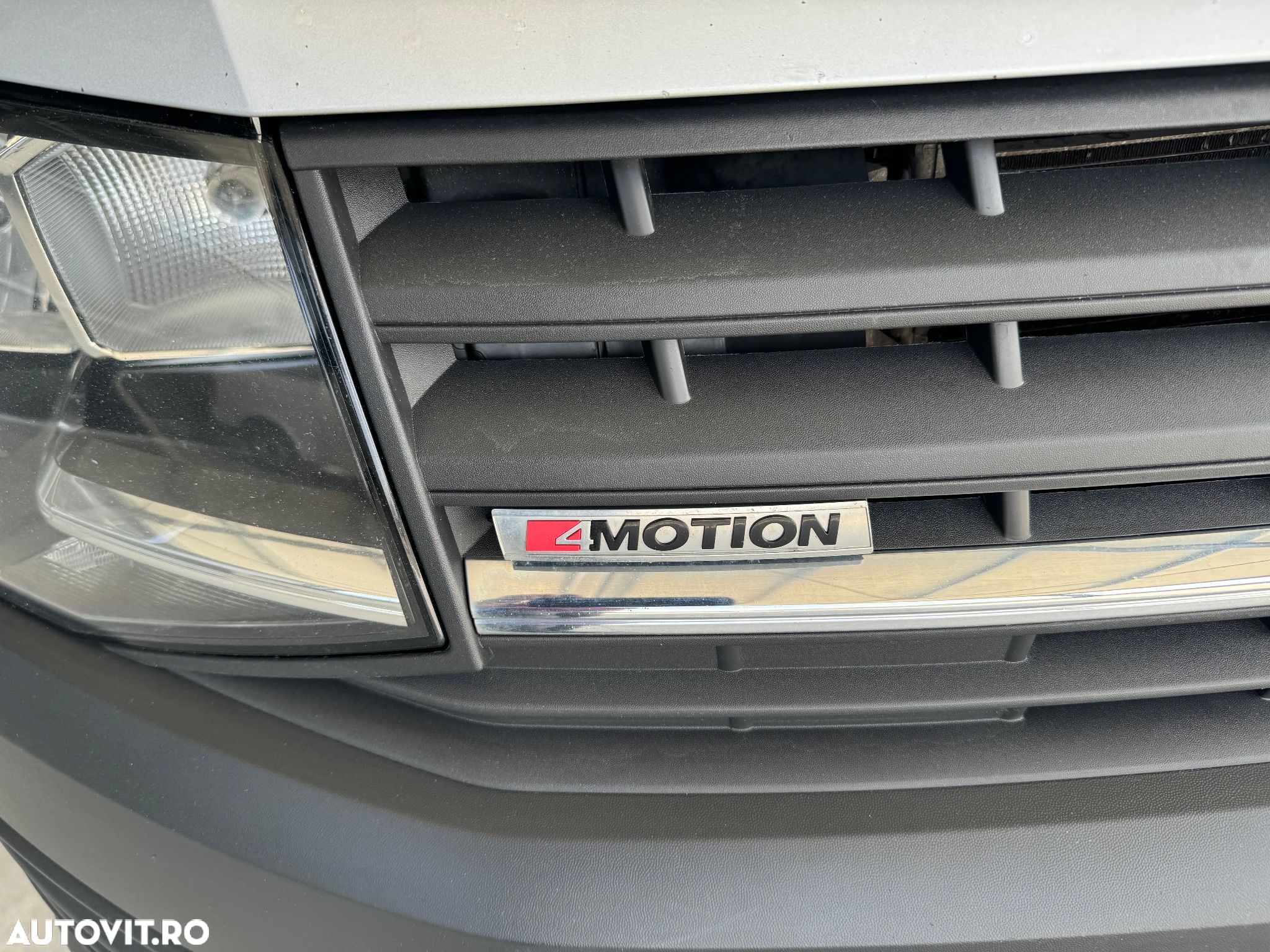 Volkswagen Transporter - 1