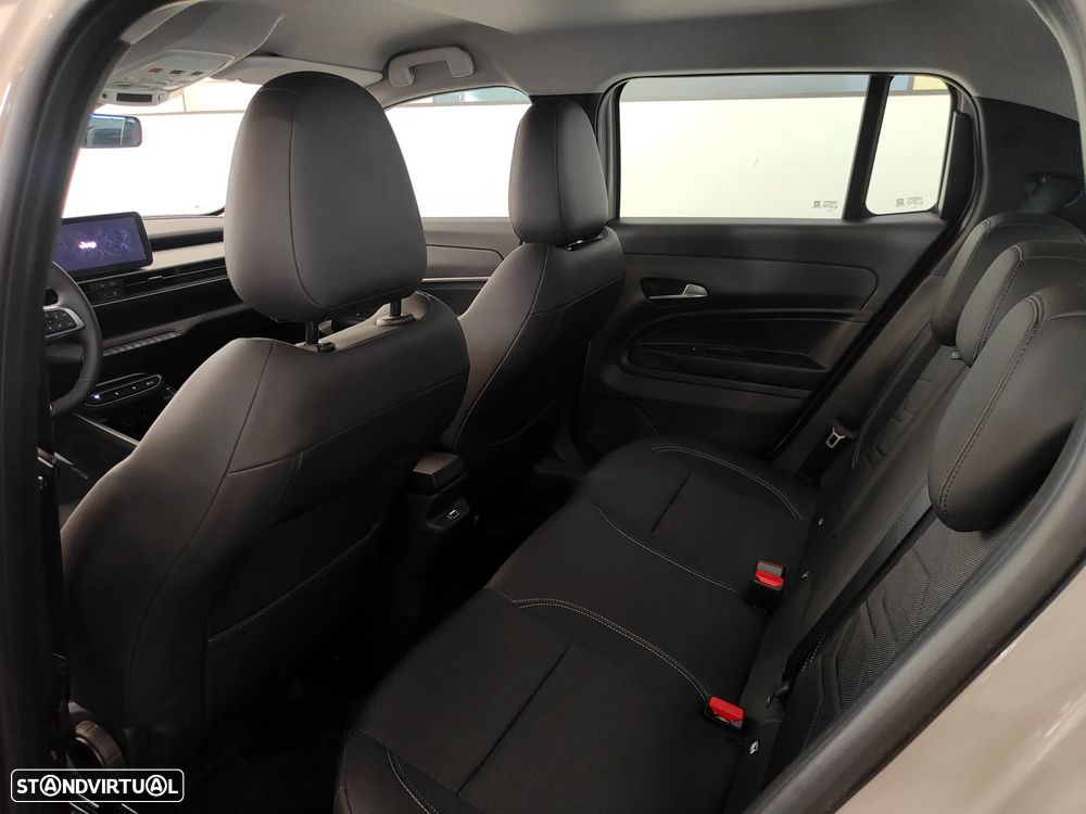 Jeep Avenger 54 kWh Altitude - 38