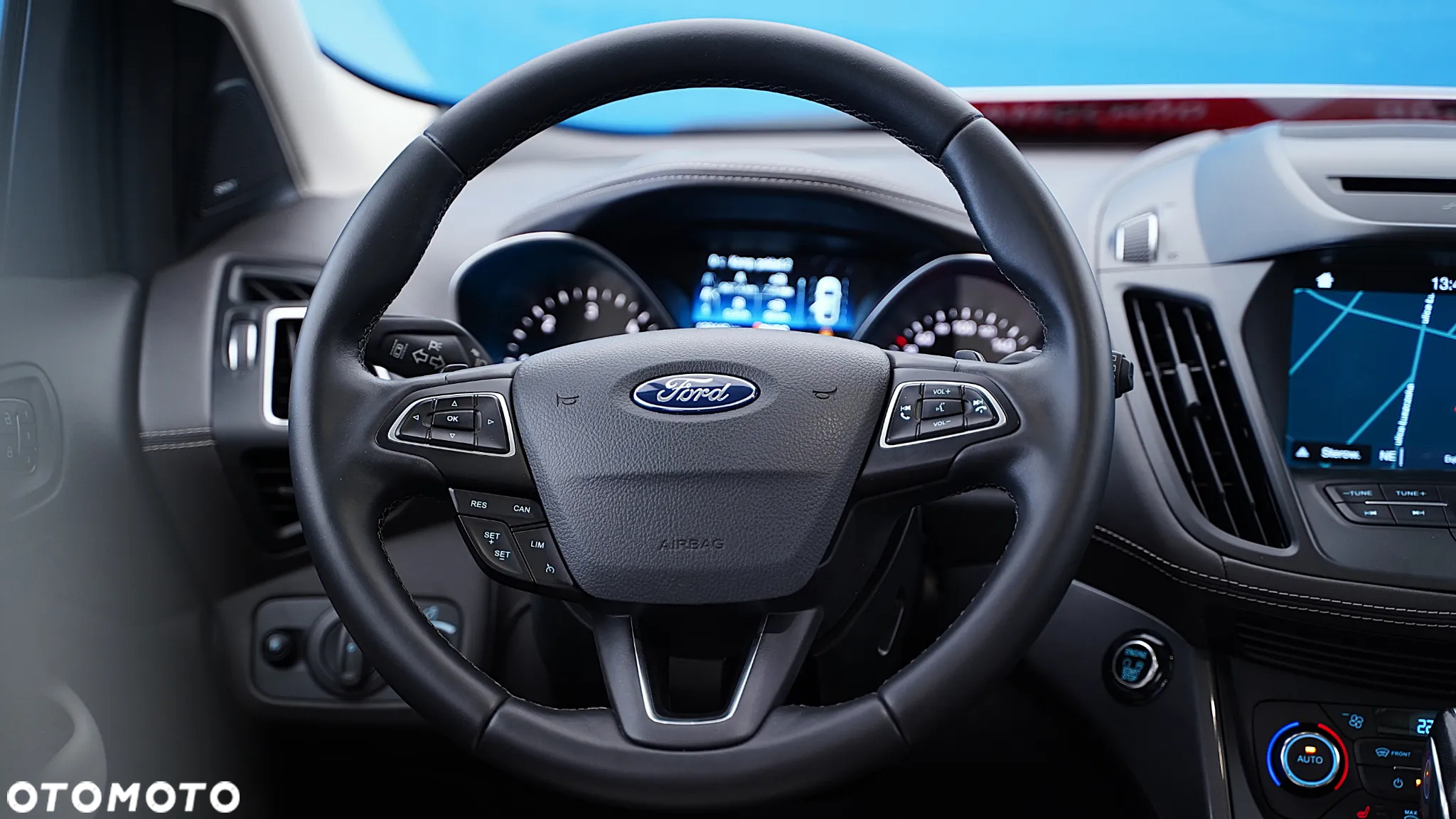 Ford Kuga 2.0 TDCi 4x4 Vignale - 26