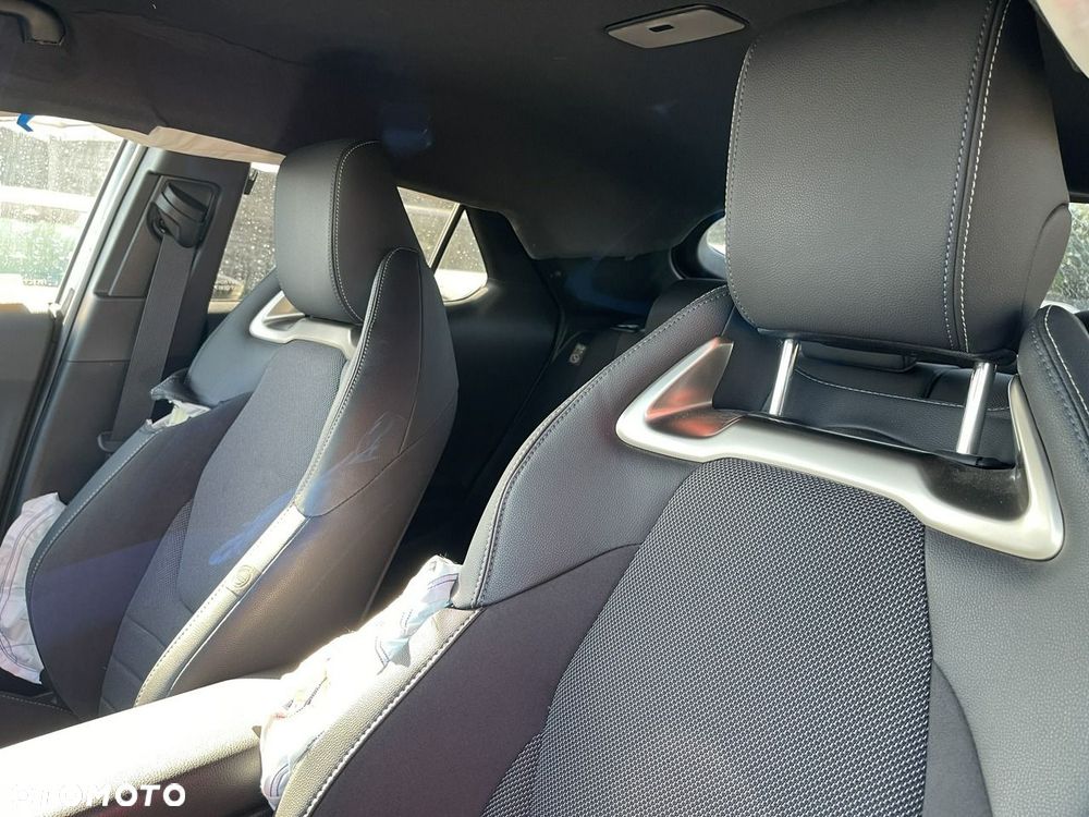 Toyota C-HR 2.0 Hybrid Dynamic Force Executive - 11