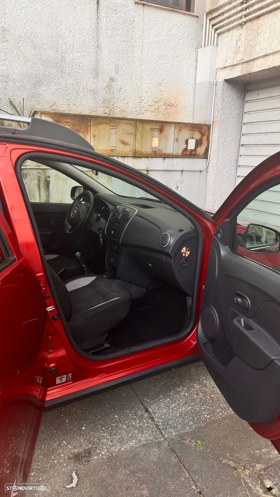 Dacia Sandero 1.5 dCi Stepway - 17