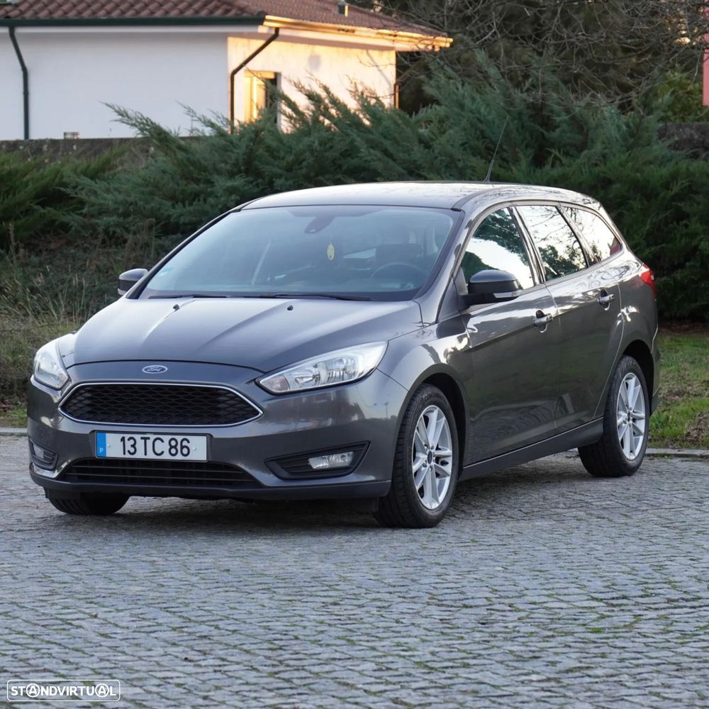 Ford Focus 1.0 EcoBoost Active - 3
