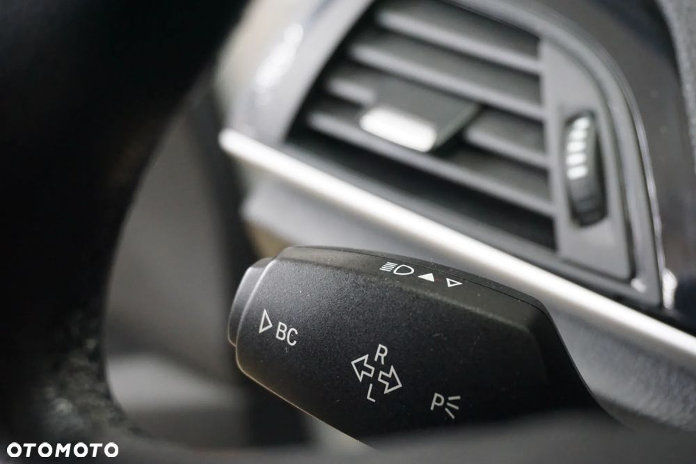 BMW Seria 1 120d Urban Line - 34