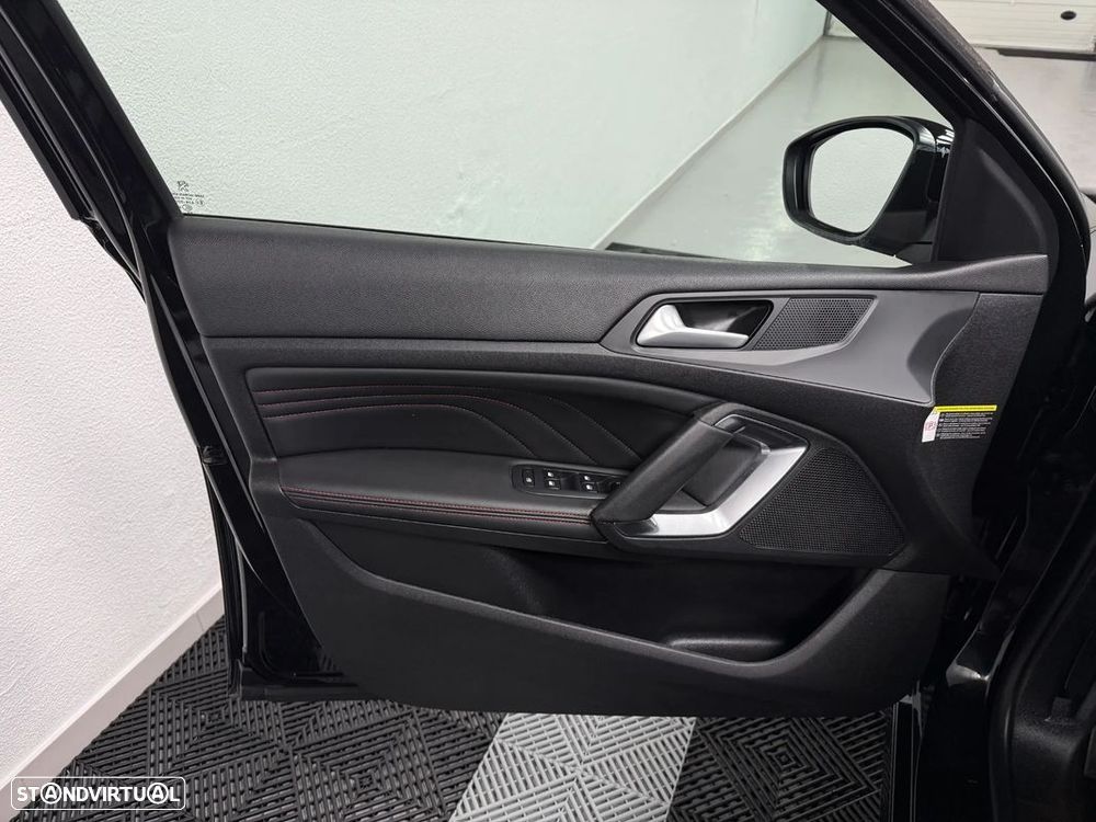 Peugeot 308 1.2 PureTech GT Line - 21