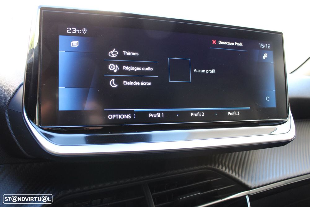 Peugeot 2008 PureTech 130 EAT8 Allure - 29