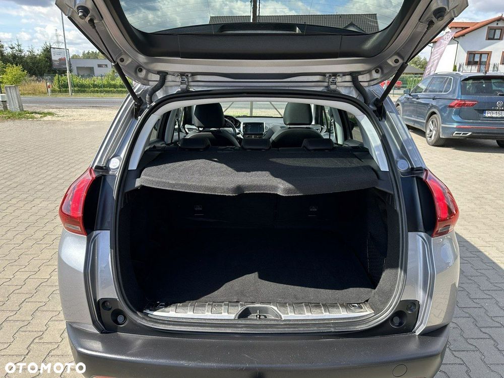 Peugeot 2008 BlueHDi FAP 120 STOP & START GT-Line Edition - 13