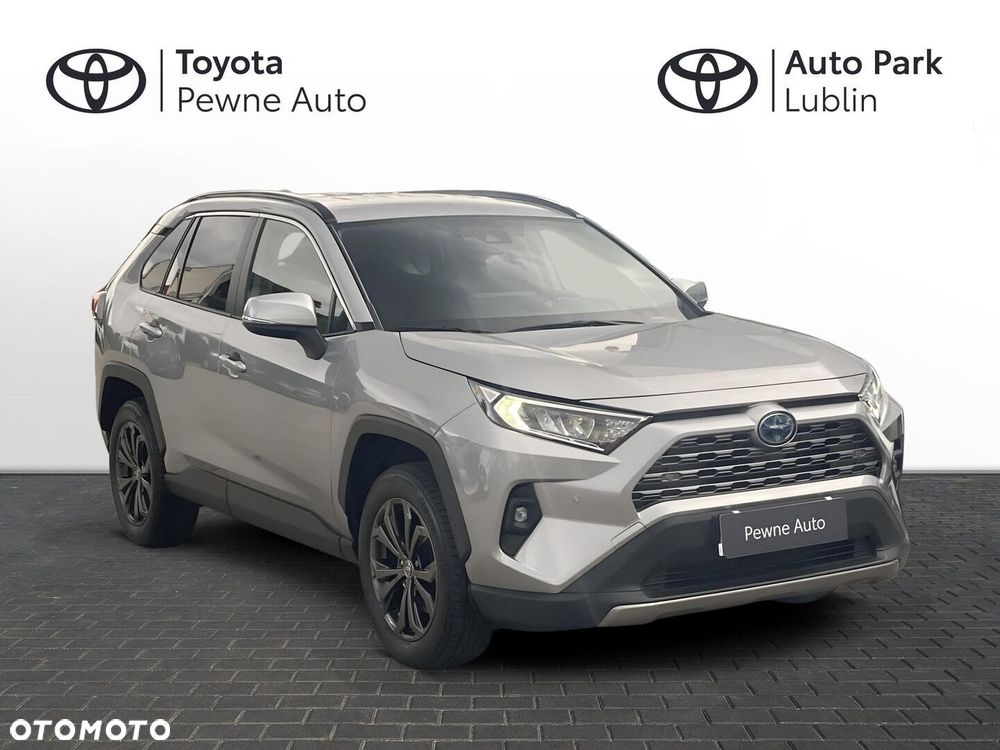 Toyota RAV4 - 8
