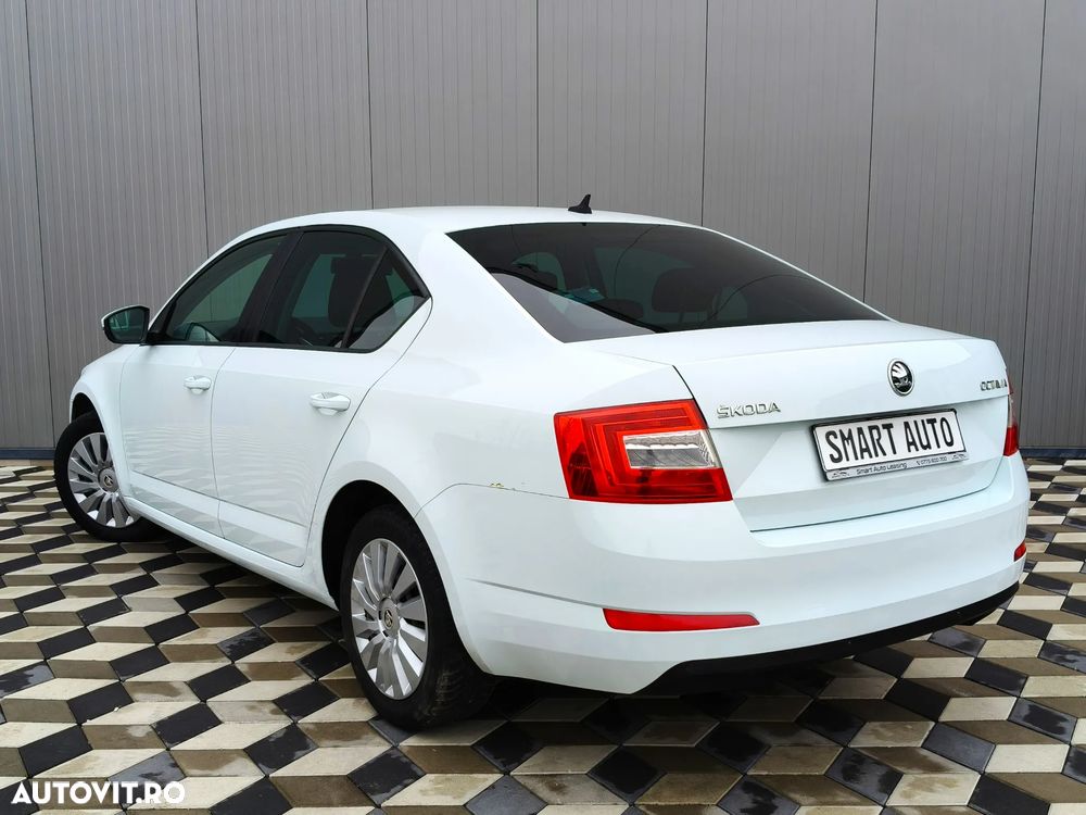 Skoda Octavia 2.0 TDI Style - 4