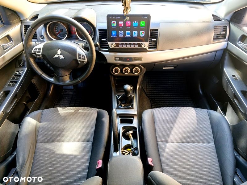 Mitsubishi Lancer 1.8 Inform LPG - 6