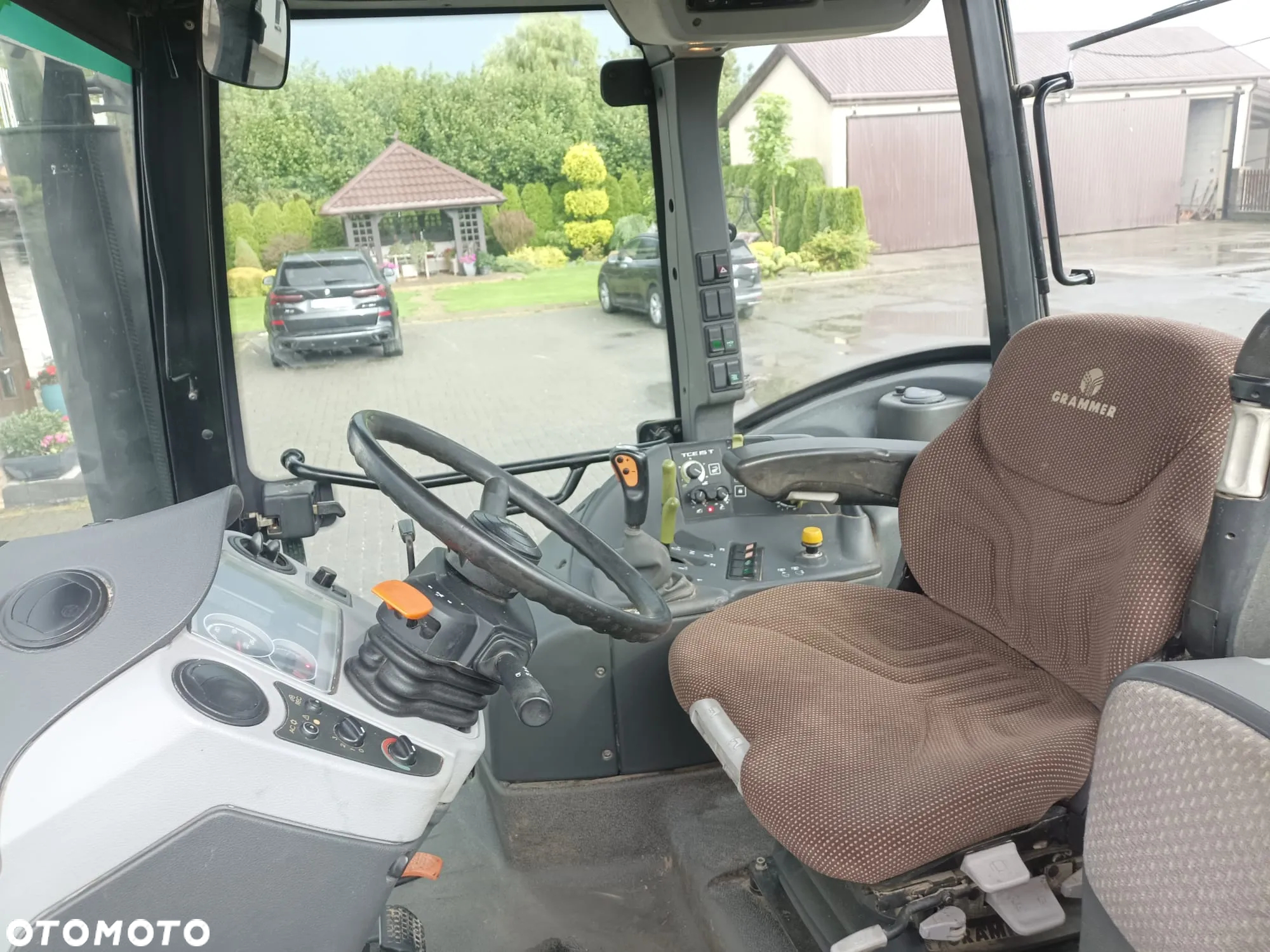 Claas ARION 420 - 2