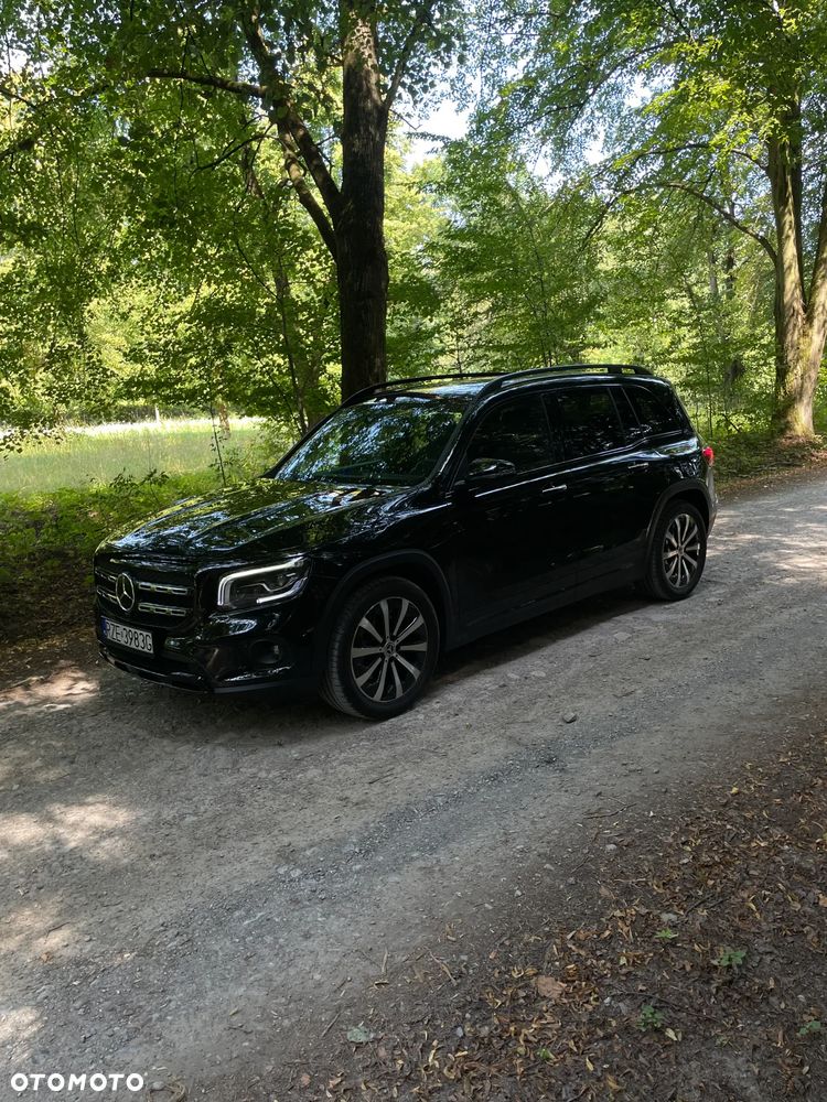 Mercedes-Benz GLB - 4