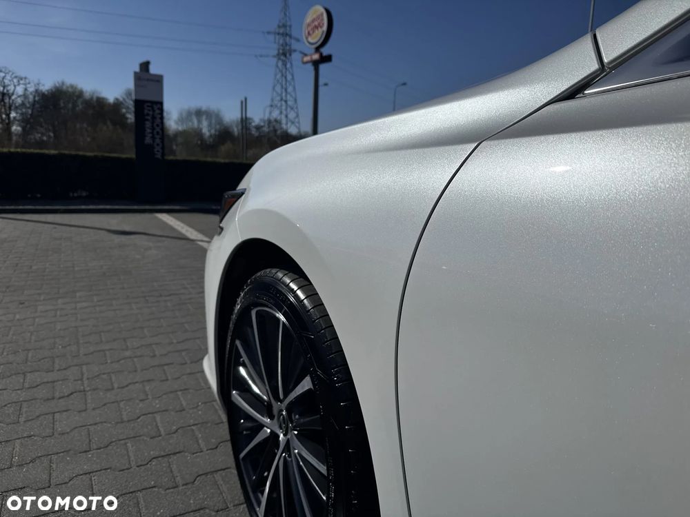 Lexus ES - 11