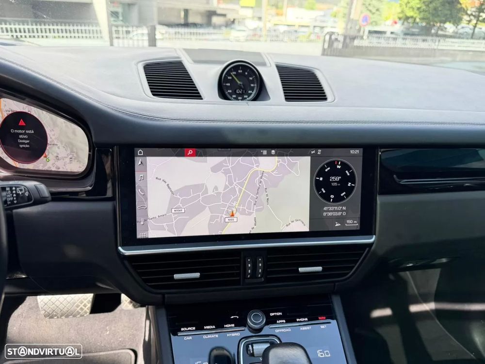 Porsche Cayenne E-Hybrid - 11