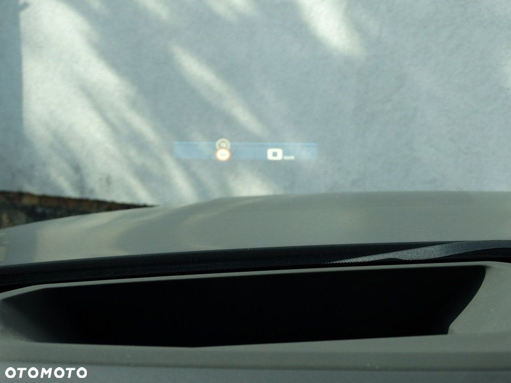 BMW M3 Competition xDrive sport - 30