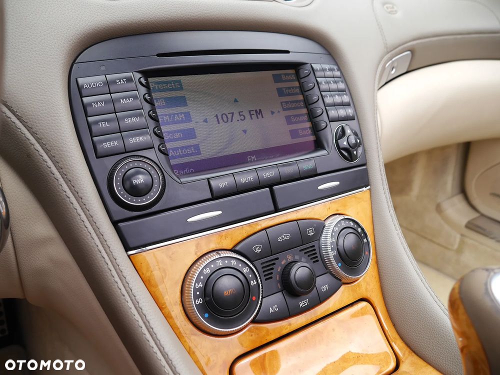Mercedes-Benz SL 500 7G-TRONIC - 17