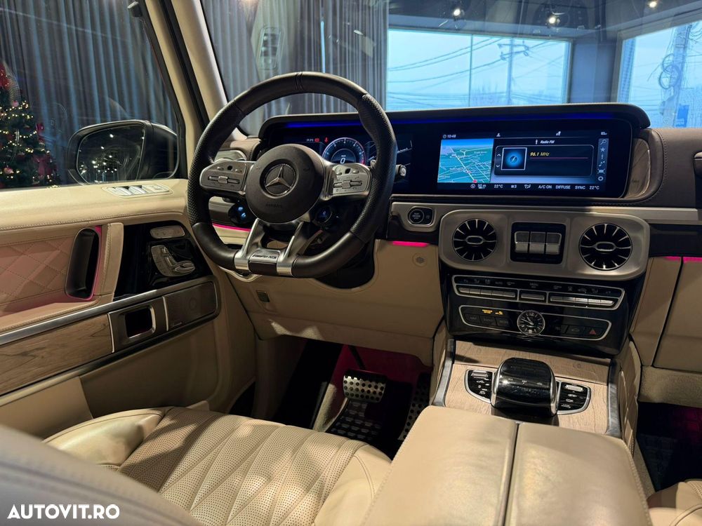 Mercedes-Benz G - 24