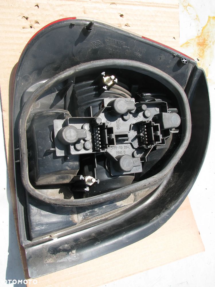 LAMPA PRAWA TYŁ TYLNA RENAULT SCENIC  LIFT - 3